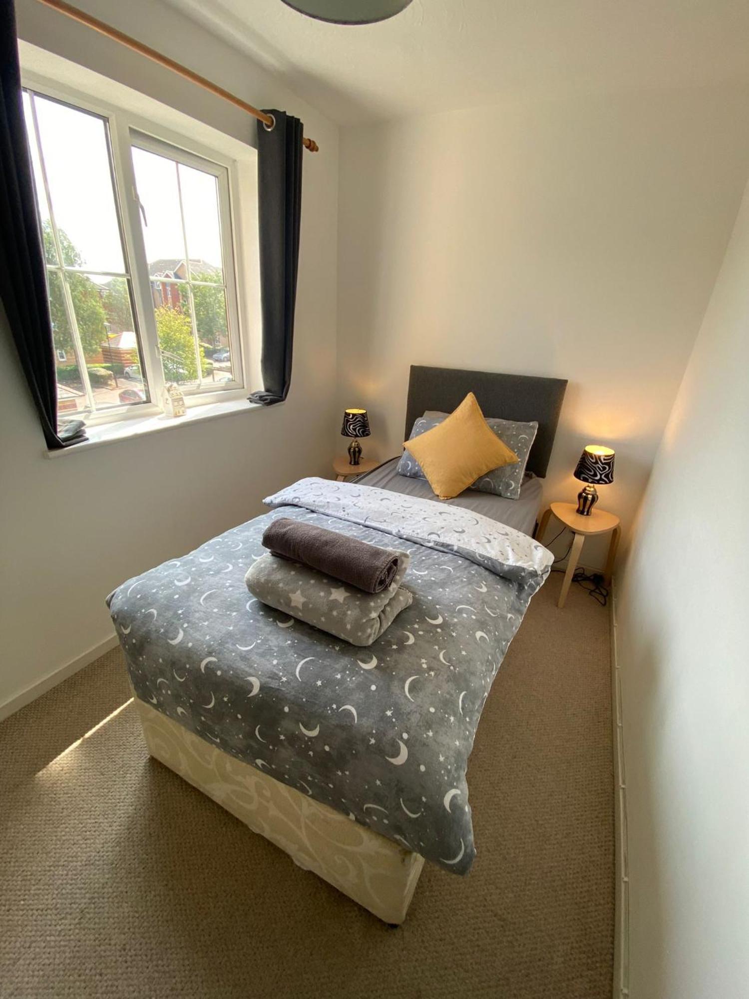 Cardiff Bay Apartment ภายนอก รูปภาพ